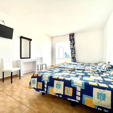 Estudio Cs Con Wifi, Bien Comunicado, Puerto De La Cruz * 푸에르토 드 라 크루즈