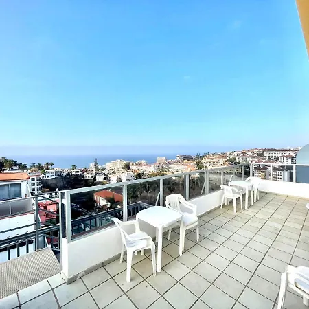 Estudio Cs Con Wifi, Bien Comunicado, Puerto De La Cruz 푸에르토 드 라 크루즈
