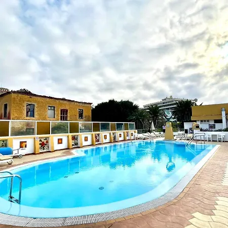 Estudio Cs Con Wifi, Bien Comunicado, Puerto De La Cruz 푸에르토 드 라 크루즈